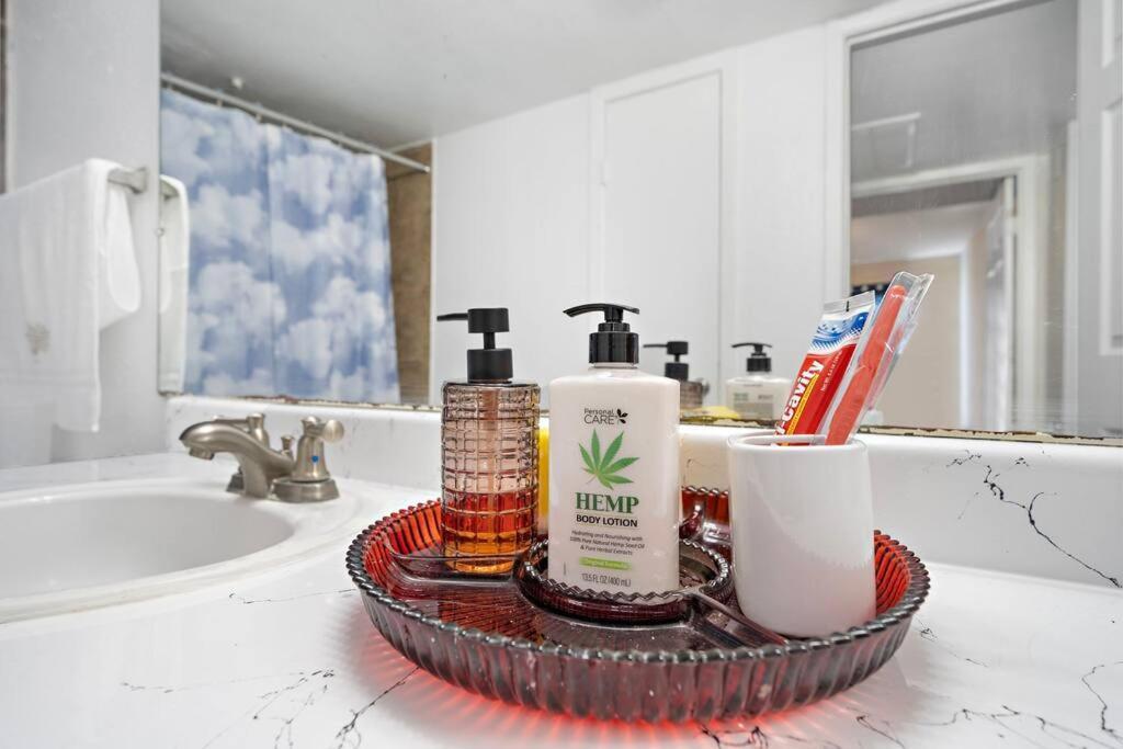 Cozy, Dedicated Workspace, Fast Wi-Fi Apartment Houston Esterno foto