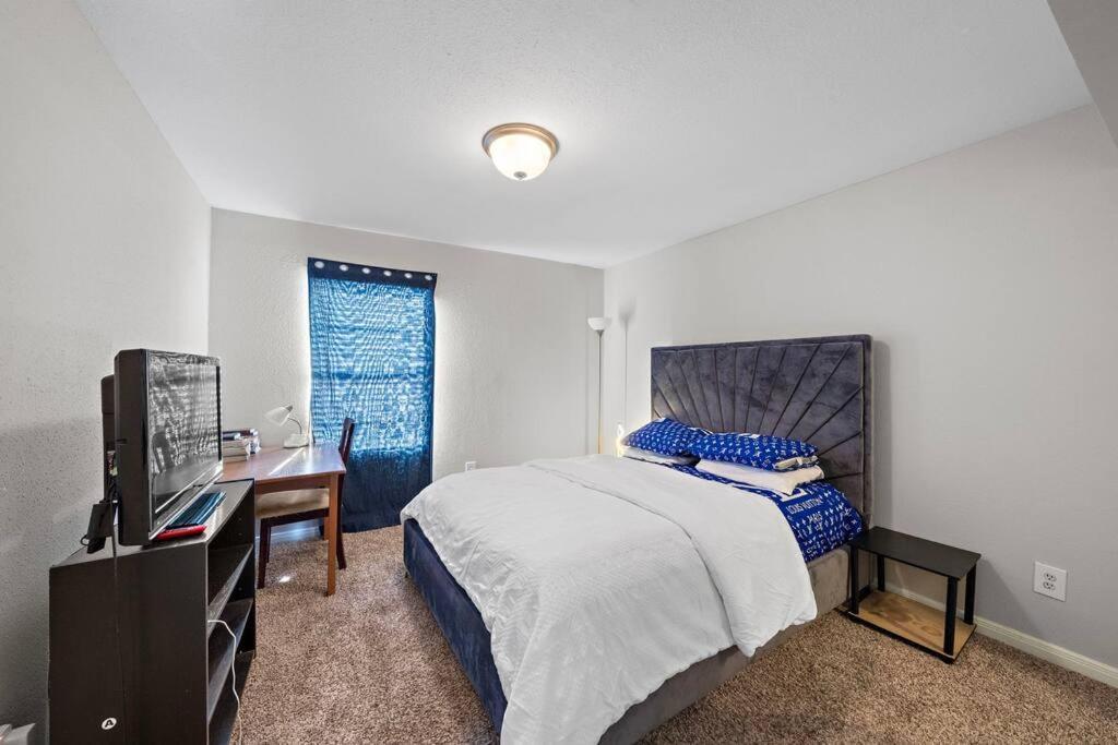 Cozy, Dedicated Workspace, Fast Wi-Fi Apartment Houston Esterno foto