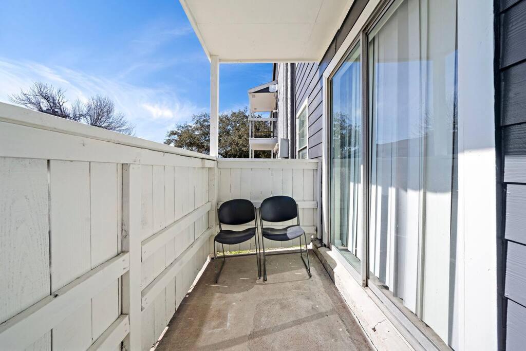 Cozy, Dedicated Workspace, Fast Wi-Fi Apartment Houston Esterno foto